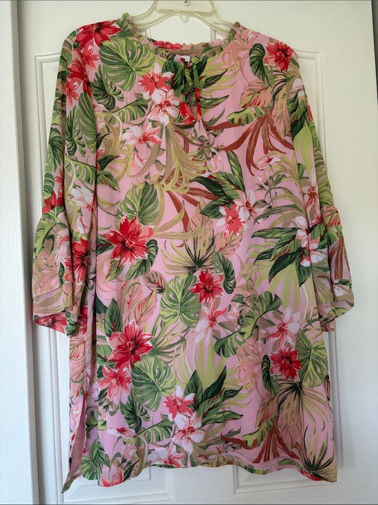 J. Jill Dresses & Skirts - Pink Tropical Floral mini  dress with tropical flowers .